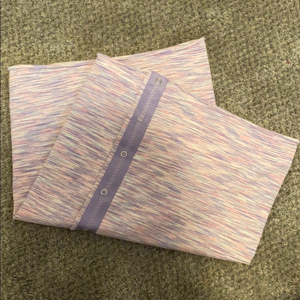 Ivivva Snap Closure Vinyasa Scarf